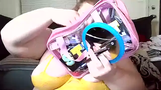 Snapshot of _GodessIsabella_97 chatting on March 2025 03:46:02 AM GodessIsabella 97 online show from March 2025 03:46:02 AM