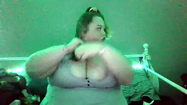 Snapshot of _GodessIsabella_97 chatting on September 2025 07:00:01 AM GodessIsabella 97 online show from September 2025 07:00:01 AM