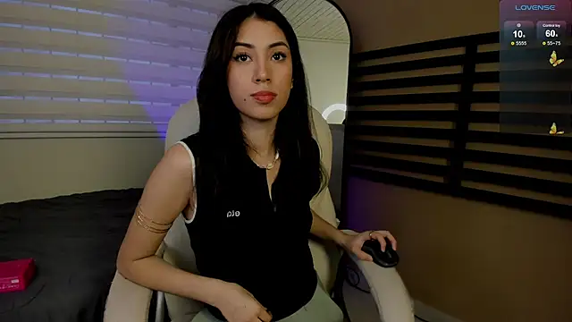 Catyloves online show from November 2025 09:21:02 PM