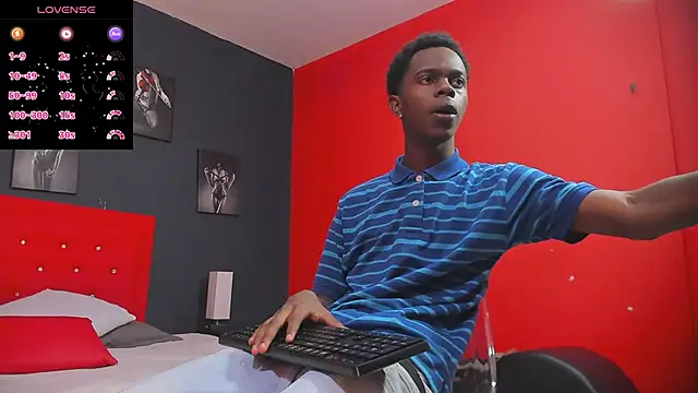 OraineBarrett online show from December 2024 08:58:02 PM