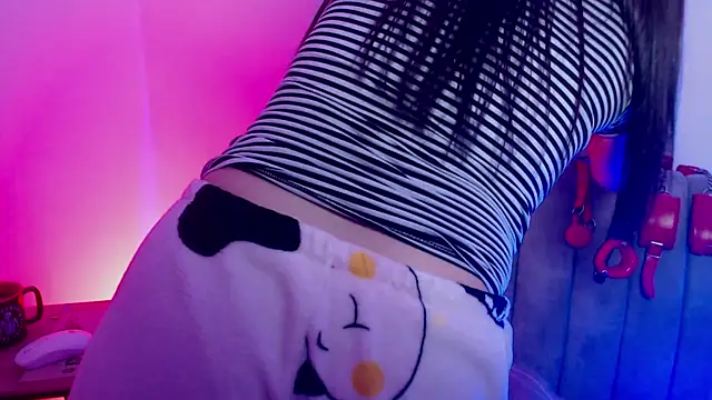 Marian Ran online show from November 2025 02:54:02 AM