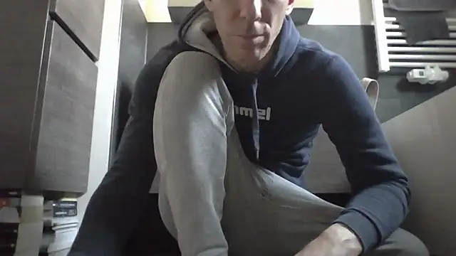 JAK-81 online show from April 2026 05:51:02 AM