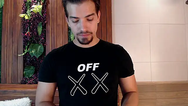 Ian Daviz online show from March 2025 07:32:02 PM