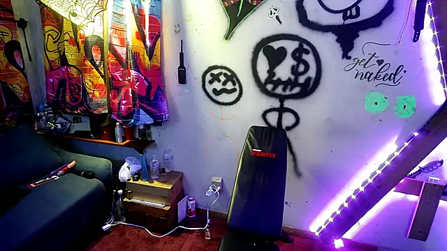 Snapshot of KRYZTALYNXXX chatting on January 2025 11:54:01 PM KRYZTALYNXXX online show from January 2025 11:54:01 PM