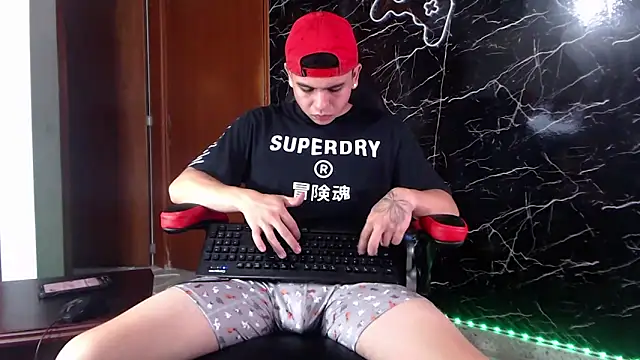 Snapshot of maty_hardx chatting on January 2025 01:43:01 PM maty hardx online show from January 2025 01:43:01 PM