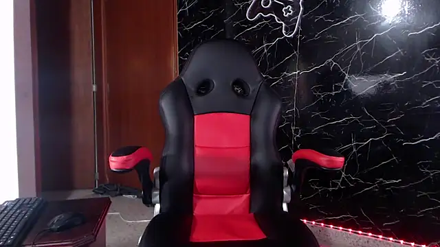 Snapshot of maty_hardx chatting on January 2025 10:00:02 AM maty hardx online show from January 2025 10:00:02 AM