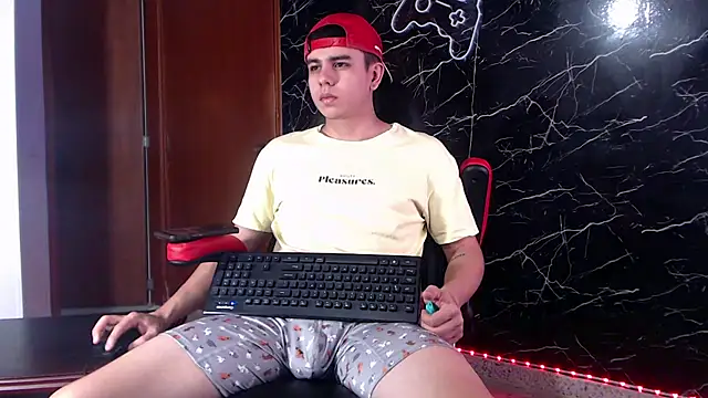 Snapshot of maty_hardx chatting on January 2025 02:30:02 PM maty hardx online show from January 2025 02:30:02 PM