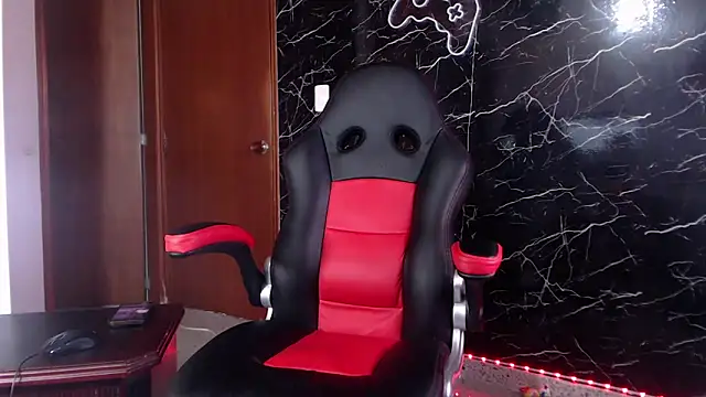 Snapshot of maty_hardx chatting on February 2025 01:54:01 PM maty hardx online show from February 2025 01:54:01 PM