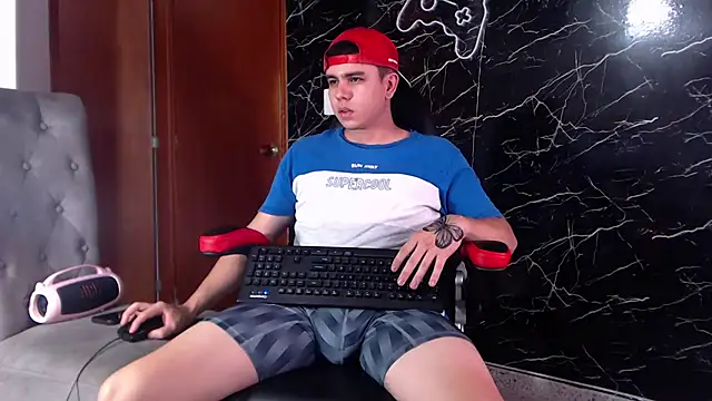 Snapshot of maty_hardx chatting on March 2025 06:55:01 PM maty hardx online show from March 2025 06:55:01 PM