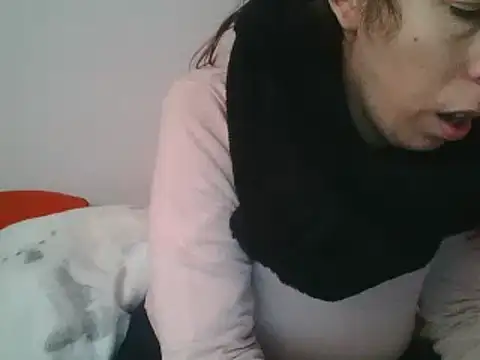 hairygirl80 online show from December 2024 08:47:01 AM