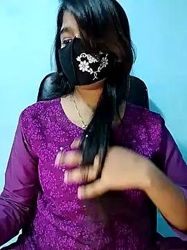 Snapshot of Sadika- chatting on December 2024 05:33:02 PM Sadika- online show from December 2024 05:33:02 PM