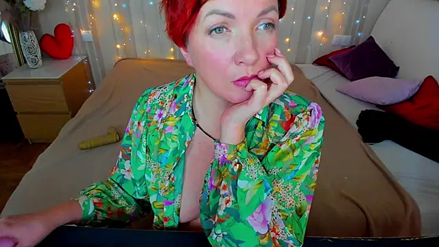 Snapshot of Katherine_Fox chatting on March 2025 02:08:02 PM Katherine Fox online show from March 2025 02:08:02 PM