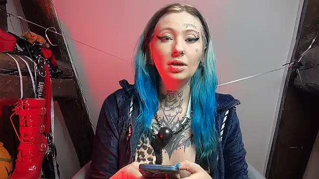 coyemoo online show from February 2026 03:48:01 AM