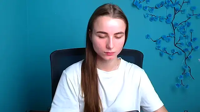 Eva Janee online show from June 2026 05:49:02 AM