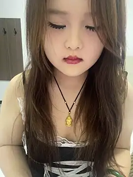 nannan4020 online show from December 2025 03:28:02 PM