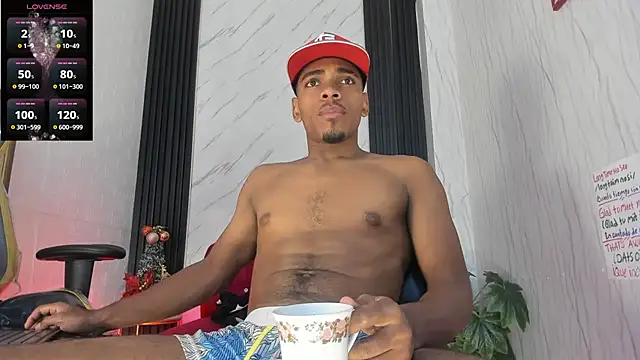 Snapshot of Jack_Muscles69_ chatting on January 2025 01:19:01 PM Jack Muscles69 online show from January 2025 01:19:01 PM