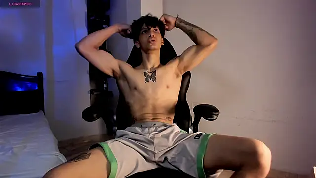 Snakebutterfly online show from March 2025 11:03:02 PM