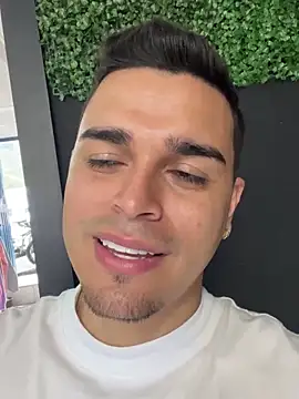 Axel Big cock online show from January 2025 08:42:01 PM