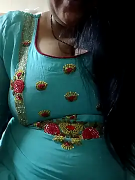 Snapshot of sneha_rose chatting on January 2025 03:34:02 AM sneha rose online show from January 2025 03:34:02 AM