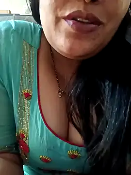 Snapshot of sneha_rose chatting on January 2025 06:38:02 AM sneha rose online show from January 2025 06:38:02 AM