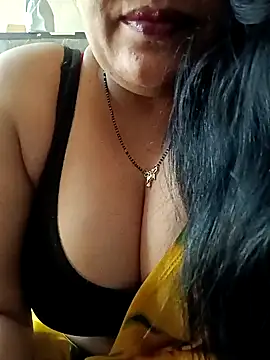 Snapshot of sneha_rose chatting on January 2025 05:45:02 AM sneha rose online show from January 2025 05:45:02 AM