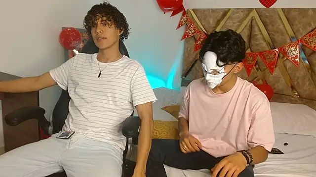 nickolas moon online show from February 2025 12:52:02 AM