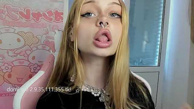 Snapshot of shy_melony chatting on May 2026 11:05:02 AM shy melony online show from May 2026 11:05:02 AM