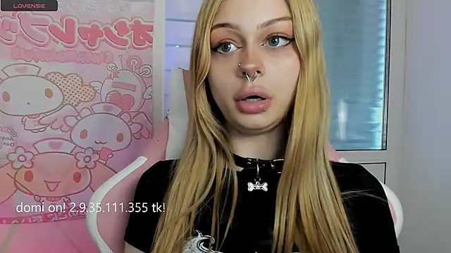 Snapshot of shy_melony chatting on May 2026 11:37:01 AM shy melony online show from May 2026 11:37:01 AM