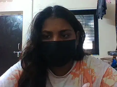 Snapshot of Hotmilfxox chatting on May 2026 08:19:02 AM Hotmilfxox online show from May 2026 08:19:02 AM