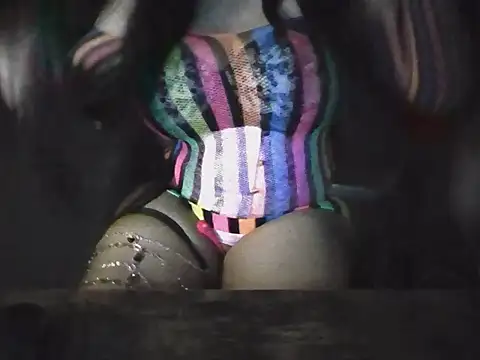 Snapshot of JulieJoe_ chatting on October 2025 04:31:01 PM JulieJoe online show from October 2025 04:31:01 PM