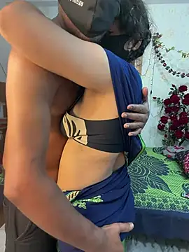 Snapshot of Desi_Best_Anal chatting on April 2026 03:02:01 AM Desi Best Anal online show from April 2026 03:02:01 AM