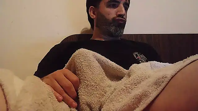 ozzypsico13 online show from November 2025 04:33:02 AM