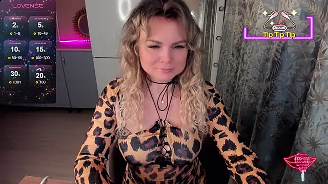 candy queeen online show from January 2025 01:45:01 AM