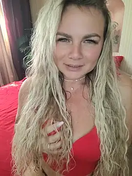 Snapshot of candy_queeen chatting on August 2026 04:15:02 AM candy queeen online show from August 2026 04:15:02 AM