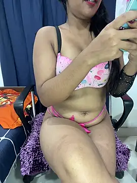 Snapshot of Liyana_Babe chatting on January 2025 10:31:01 AM Liyana Babe online show from January 2025 10:31:01 AM