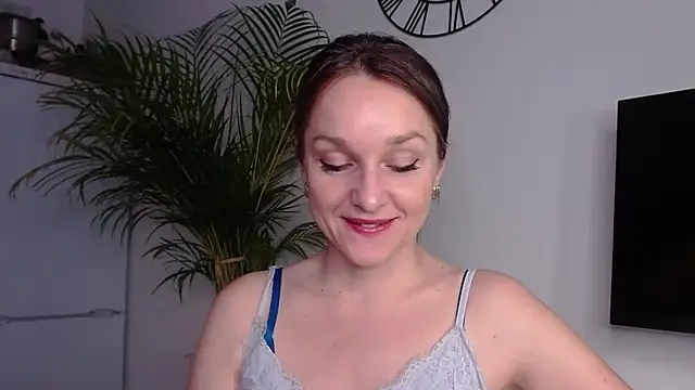 AliciaDesire online show from February 2025 03:08:02 PM