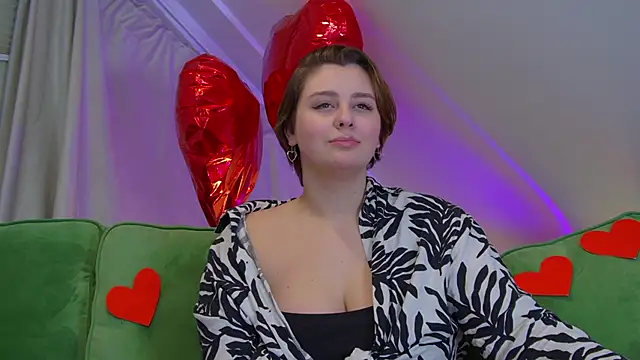 Snapshot of MaryMurray chatting on February 2025 12:47:02 AM MaryMurray online show from February 2025 12:47:02 AM