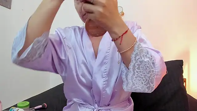 Sofia Walke1 online show from October 2025 02:00:01 AM