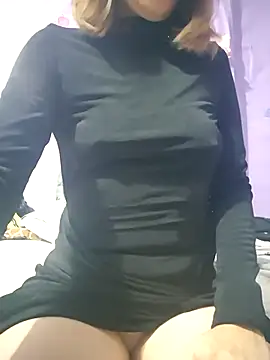 Lunababymylove online show from January 2026 03:00:02 AM