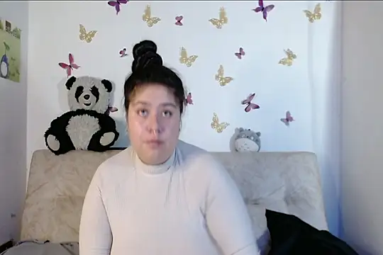 LennaTurnerr online show from February 2026 09:13:01 PM