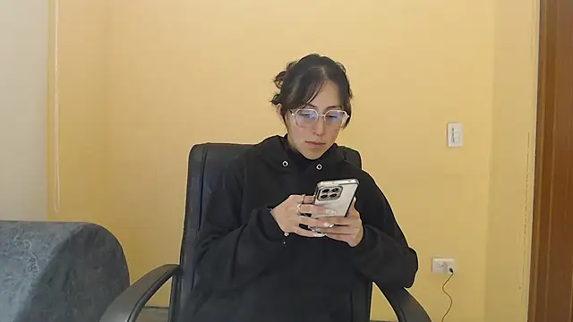 ling ling24 online show from October 2025 03:09:02 AM