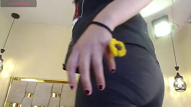 dakota guirl online show from February 2025 03:17:02 AM