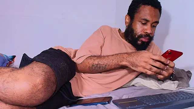 KaelMoreau online show from February 2026 12:26:01 PM