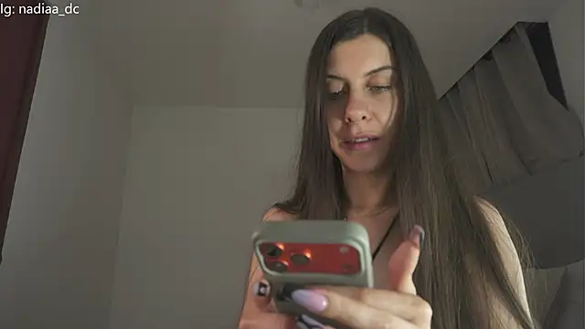 Snapshot of Nadiaa_ chatting on June 2026 02:24:02 AM Nadiaa online show from June 2026 02:24:02 AM
