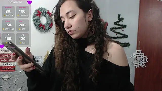 Snapshot of ArtemisNature chatting on December 2024 07:53:02 PM ArtemisNature online show from December 2024 07:53:02 PM