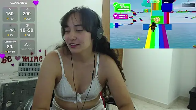 Snapshot of ArtemisNature chatting on February 2025 11:54:02 PM ArtemisNature online show from February 2025 11:54:02 PM