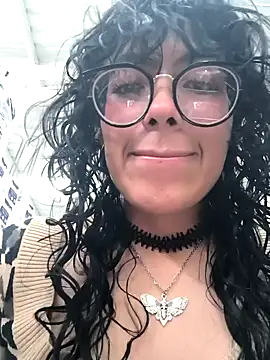 Snapshot of Fun_Everywhere chatting on January 2025 05:18:02 PM Fun Everywhere online show from January 2025 05:18:02 PM