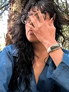 Snapshot of Fun_Everywhere chatting on February 2025 07:55:01 PM Fun Everywhere online show from February 2025 07:55:01 PM