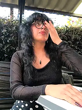 Snapshot of Fun_Everywhere chatting on October 2025 05:44:02 PM Fun Everywhere online show from October 2025 05:44:02 PM