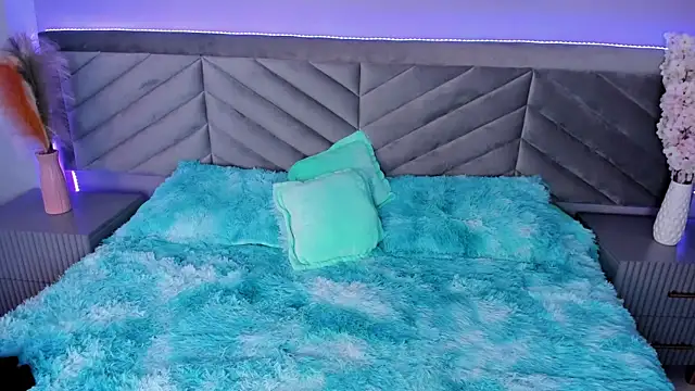 Snapshot of Ary_thompson__ chatting on December 2024 08:36:02 PM Ary thompson online show from December 2024 08:36:02 PM